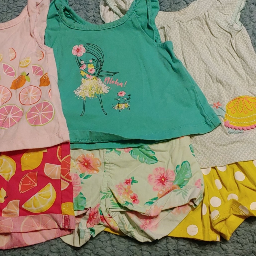 3 12 months outfits (shirts and shorts)